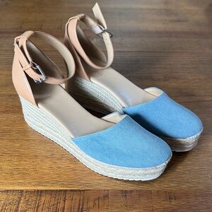 Nine West Blue and Tan Wedge Espadrilles